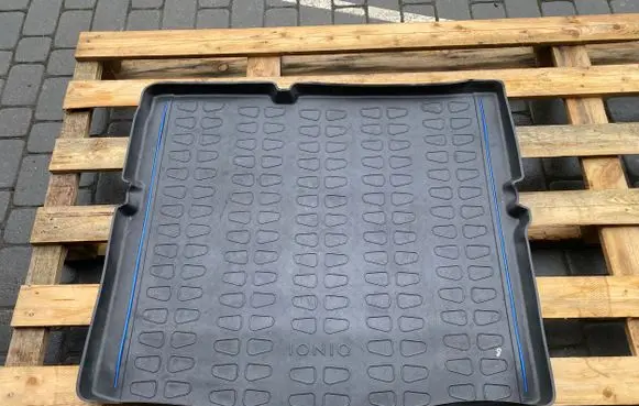 Hyundai Ioniq Rubber trunk/boot mat liner G2122ADE00
