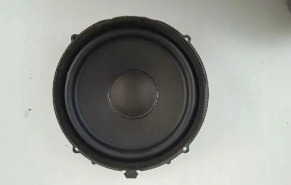Tesla Model S Front door speaker 100483302A 1004833