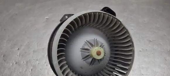 Toyota Auris E180 Heater fan/blower AV2727008085
