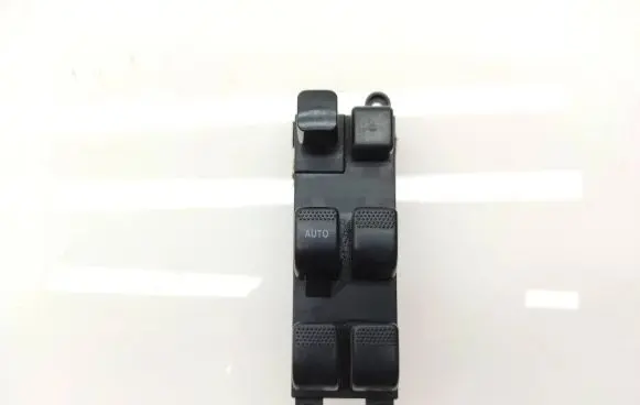 Subaru Outback Electric window control switch 83071AE020