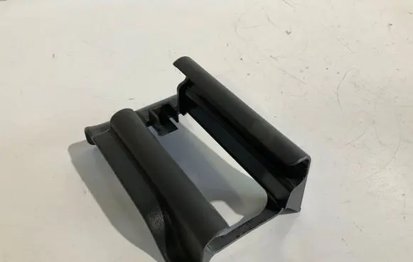 Mercedes-Benz E W211 Front driver seat rail trim 2119190620 70040002