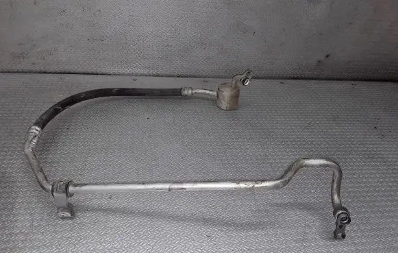 Suzuki Grand Vitara II Air conditioning (A/C) pipe/hose