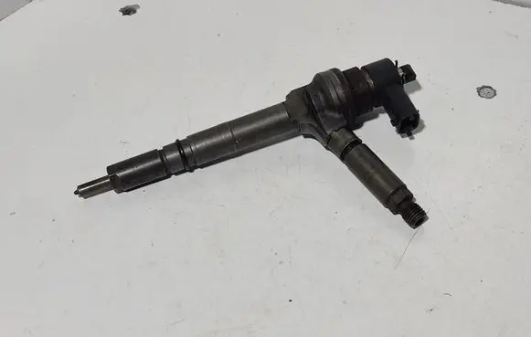 Opel Astra H Fuel injector 0445110174 14030803