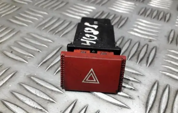 Hyundai Getz Hazard light switch