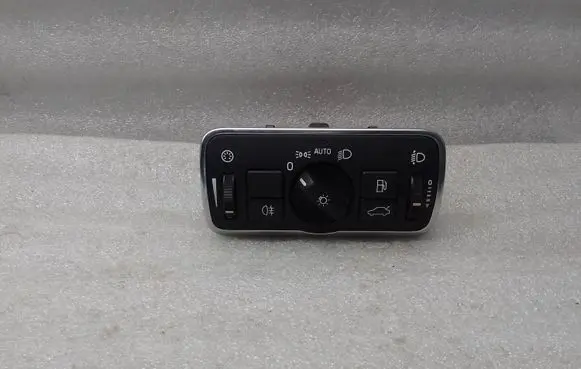 Volvo S60 Light switch 30739456