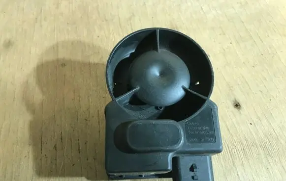Renault Laguna III Alarm system siren 4B7877R2A03