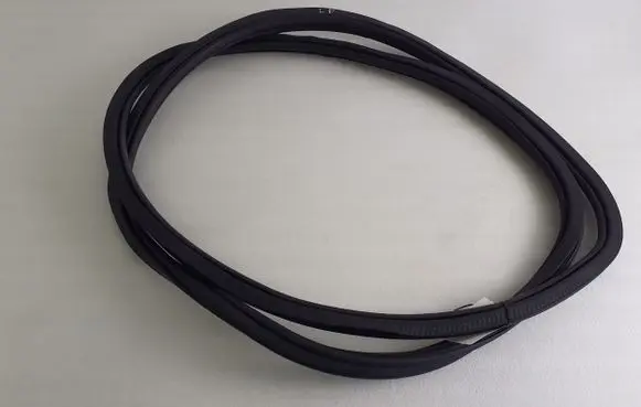 Porsche Macan (95B) Front door rubber seal 95B831721 95B831721B