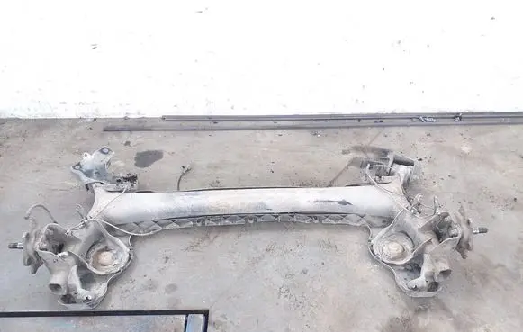 Renault Megane III Rear axle beam 
