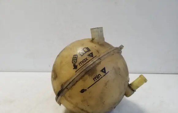 Audi A3 S3 8L Coolant expansion tank/reservoir 1J0121403A