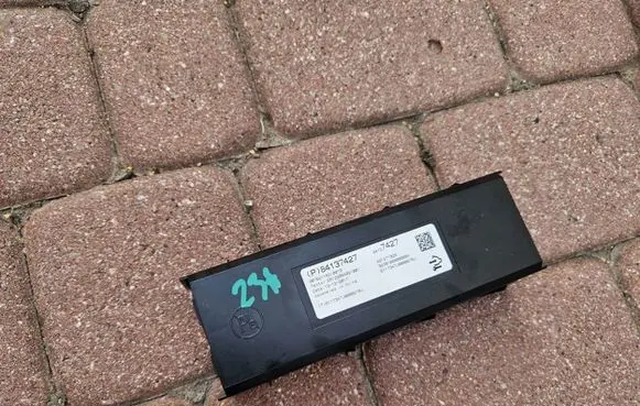 Opel Insignia B Other control units/modules 84137427