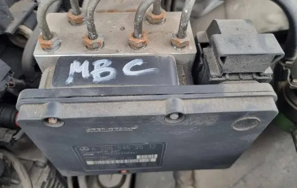 Mercedes-Benz C W203 ABS Pump A2095452532 00002128E1 R222K21163