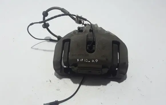 BMW 5 F10 F11 Front brake caliper 6786817