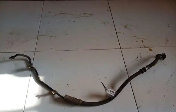 Honda FR-V Air conditioning (A/C) pipe/hose