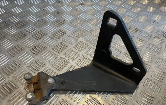Opel Vivaro Sliding door lower roller guide/hinge 6003000347P