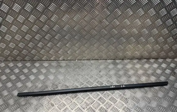 Honda HR-V Rear door glass trim molding