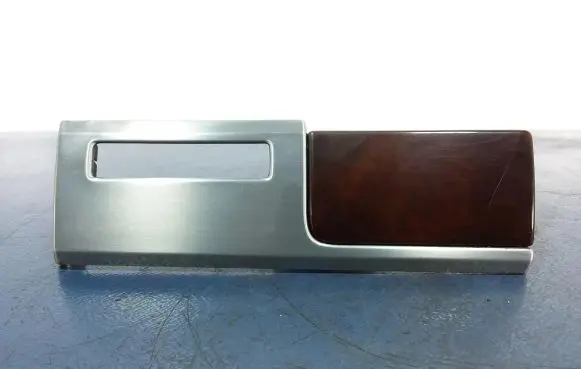 Volkswagen Touareg I Side skirt rear trim 7L6857189J