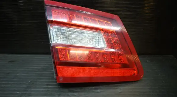 Mercedes-Benz E W212 Tailgate rear/tail lights