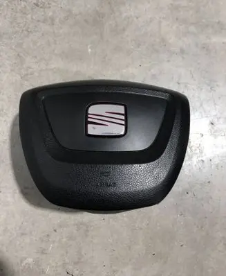 Seat Alhambra (Mk2) Steering wheel airbag 7N5880201G