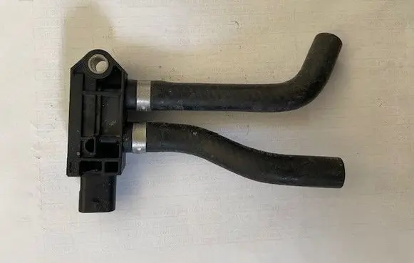 Mercedes-Benz X-class W470 Exhaust gas pressure sensor A0009057213TII