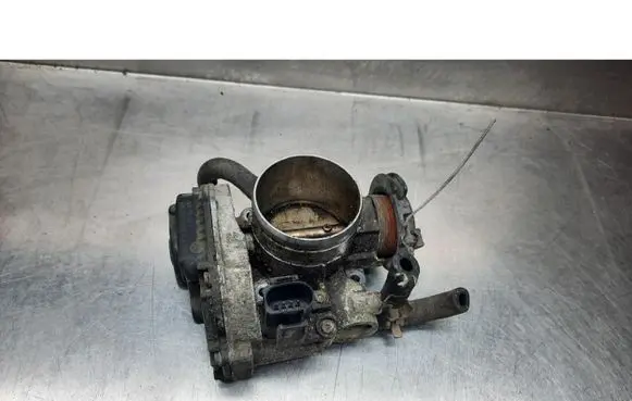Skoda Octavia Mk1 (1U) Throttle valve 06A133064J