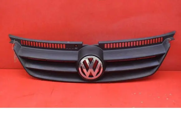 Volkswagen Golf V Front grill 5M0853653B