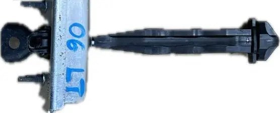 Buick Enclave II Rear door check strap stopper 18261