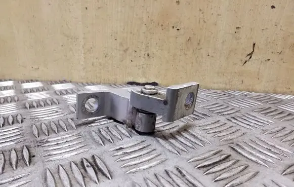 Rear door upper hinge