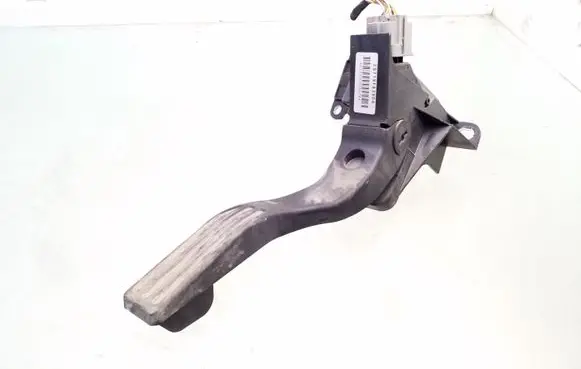 Ford Mondeo Mk III Accelerator throttle pedal 2S719F836DA