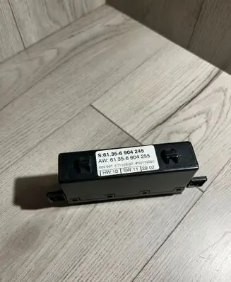 BMW 5 E39 Door control unit/module 6904255 61356904245 61356904255