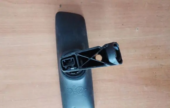 Tesla Model S Rear view mirror (interior)