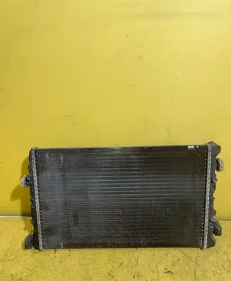 Coolant radiator