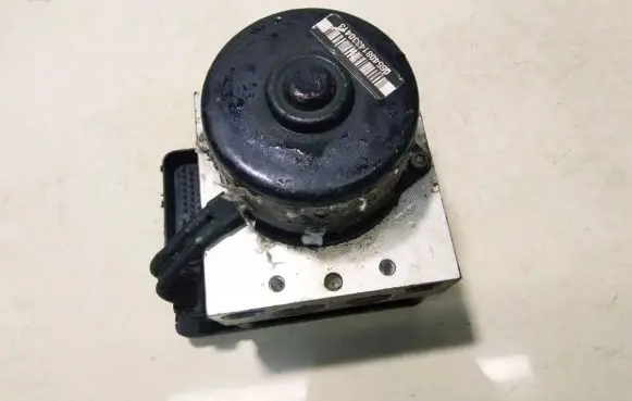 Volkswagen Golf IV ABS Pump 1J0907379p mls1k25q77