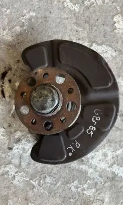 Mercedes-Benz E W212 Front wheel hub spindle knuckle