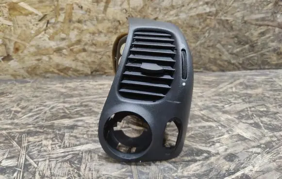 Dashboard side air vent grill/cover trim