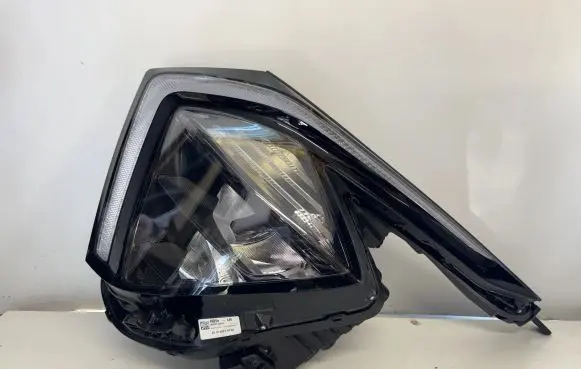 KIA Sportage Headlight/headlamp 92101R2000