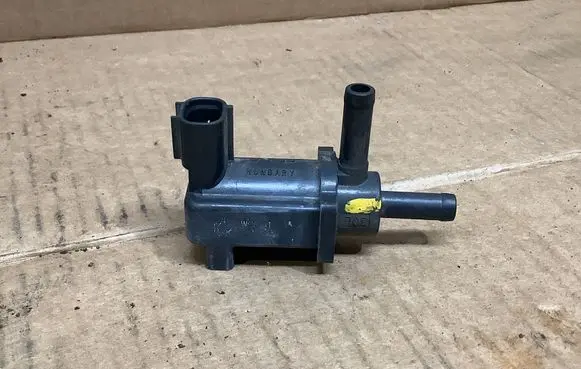 Toyota Aygo AB10 Vacuum valve 90910W0001