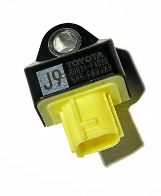 Toyota C-HR I Airbag deployment crash/impact sensor 89831F4030 17660