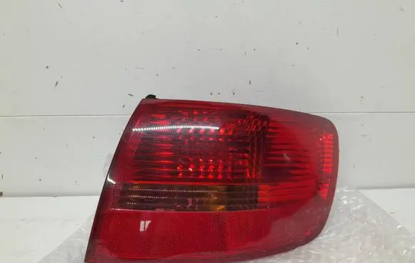 Audi A6 S6 C6 4F Rear/tail lights 89036920 89036915