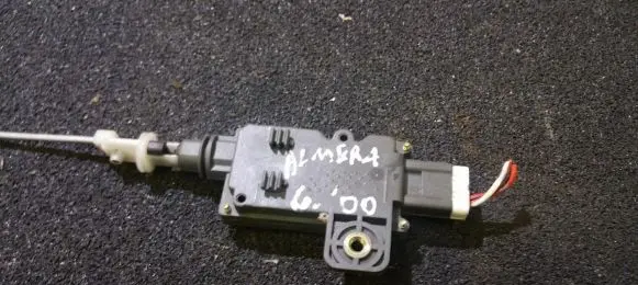 Nissan Almera N16 Central locking motor 08610490550 bm600