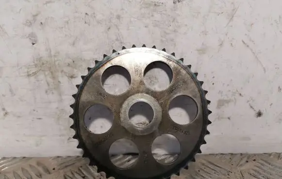 Jeep Grand Cherokee Timing chain sprocket 20662167F
