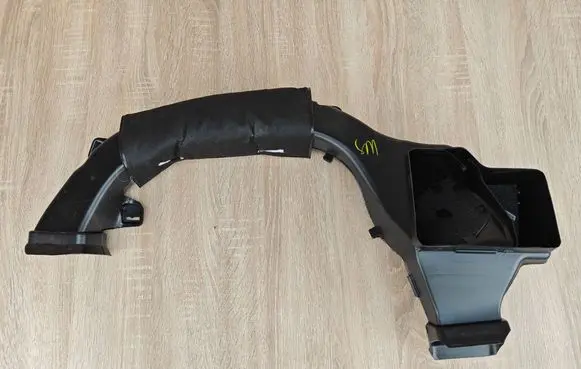 BMW X4 G02 Cabin air duct channel 9871577