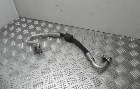 Volkswagen Eos Air conditioning (A/C) pipe/hose 1K0820721BQ