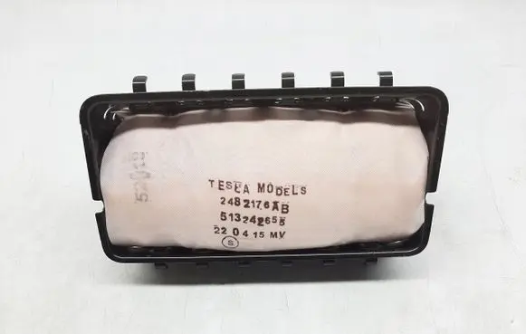 Tesla Model S Passenger airbag 0589-P1-000551