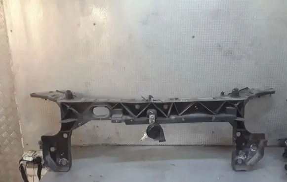 Radiator support slam panel