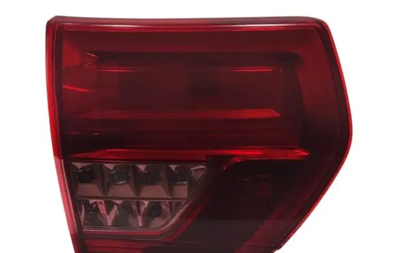 Tailgate rear/tail lights