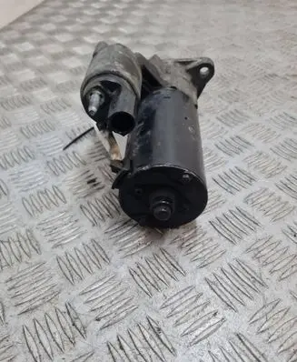 Volkswagen PASSAT B6 Starter motor 