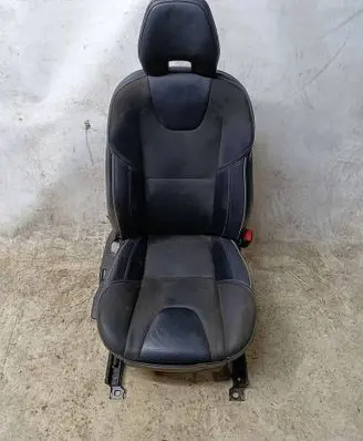 Volvo V40 Front passenger seat 31379422 801899086 9428900L