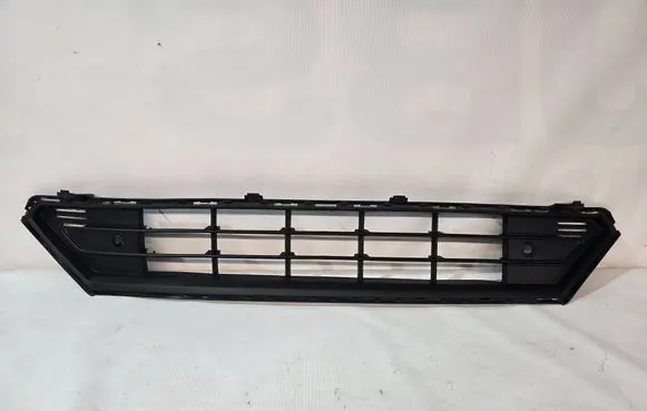 Volvo XC40 Front bumper lower grill 32136098