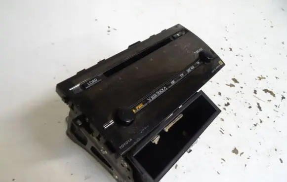 Toyota Prius (XW20) Radio/CD/DVD/GPS head unit 8612047241