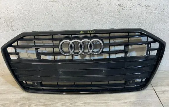Audi A4 S4 B8 8K Front grill